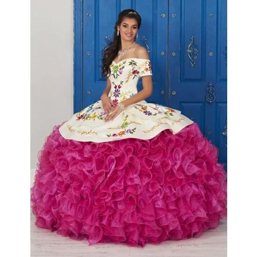 Fuchisa 3PCS Charra Quinceanera Dresses Off the Shoulder Ball Gown three pieces suits Sweet 15 Dress Custom Size