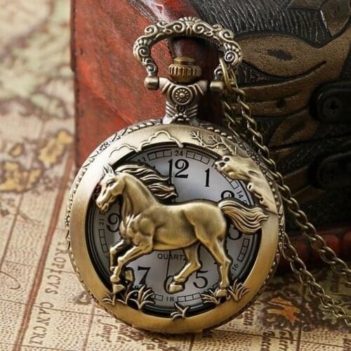 Hollow Horse Fob Watches Fashion Quartz Pocket Watch Vintage Necklace Pendant Clock Gift Bronze Pocket Watch Chain Necklace