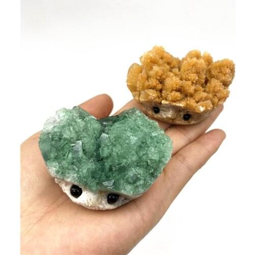 Cute Natural Green Fluorite Quartz Crystal Hedgehog Carved Fluorite Animals Stone Healing Figurine Decor Natural Quartz Crystals