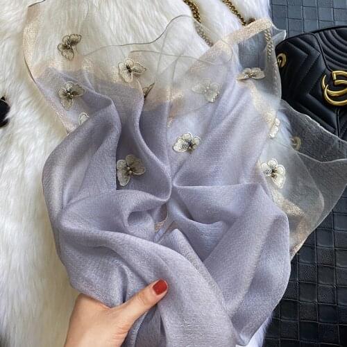 Winter Hijab Winter New Silk Wool Scarves Womens Shawls Embroidery Butterfly Beads Warm Long Shawl Solid Color Quality Scarf