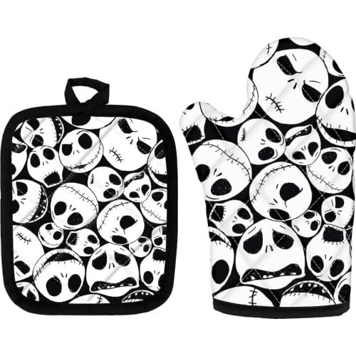 2021 Nightmare Before Christmas Design Printed Polyester Oven Glove Heatproof Mitten Oven Mitts and Potholder mat for Kitchen