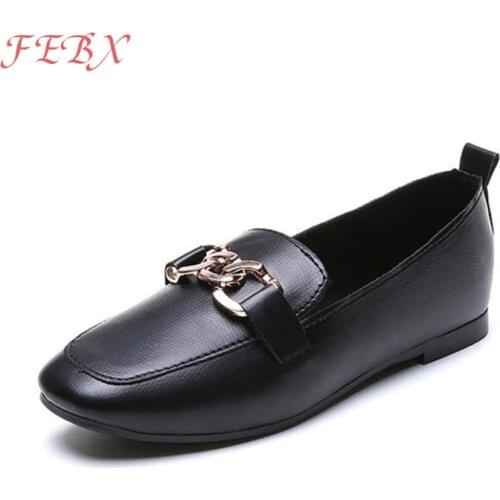 Ladies Fashion Loafers Womens Flat Shoes Square Toe Soft Bottom Slip On Metal Chain Women Casual Comfortable Female Footwear