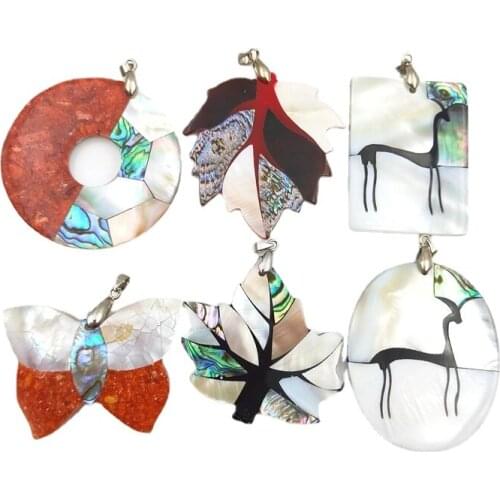 Natural Shell Cute Maple Leaf Butterfly Shell Pendants For Necklace Jewelry Beach Shell Pendants For Women Friend Gift