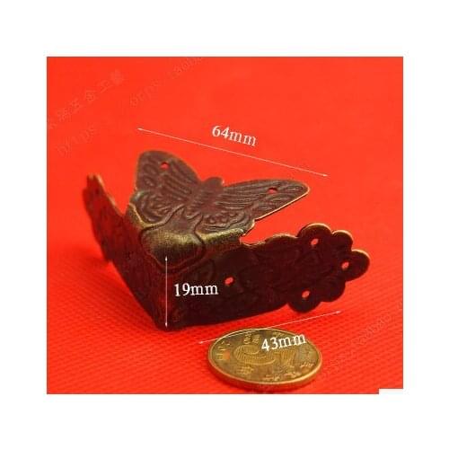 43mm butterfly Corner Protector Hardware Antique wine box Wrap angle Decorative box corners Metal corner