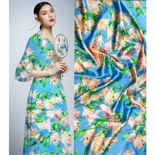 New fashion Blue flowers Digital prints silk elastic satin silk fabric for dress cloth japan tissu silk fabric