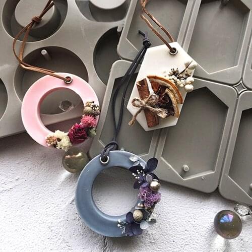 DIY Silicone Clay Aromatherapy Tablets Mold Hanging Ornaments Wax Molds Flower Soap Mold Craft Accessories Soap Molds