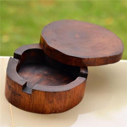 Vintage Natural Wood Tree Stump Shape Carving Ashtray with Lid Detachable Simple Design Decorate for Living Room