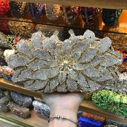 Fashion Gold Metal Clutches White Crystal Evening Bag Flower Clutch Luxury Silver Women Party Purse Rhinestone Ladies Handbags