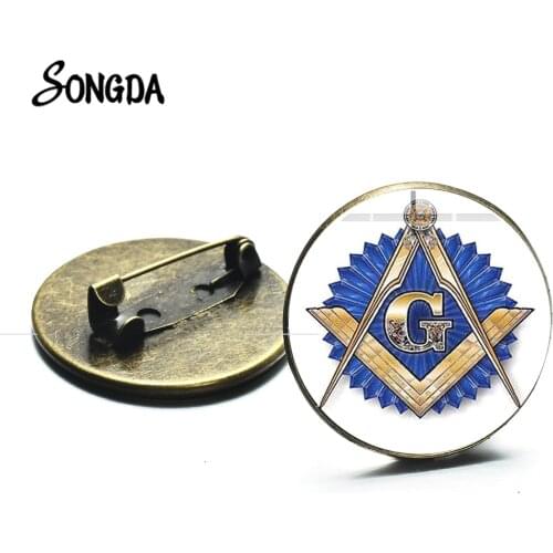 Masonic Pyramid Eye Brooch Freemasonry G Symbol Compass Glass Cabochon Mens Suit Shirt Lapel Pins Freemason Vintage Badge