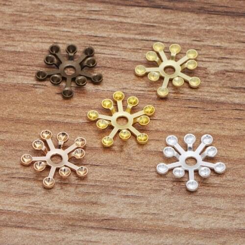 100 PCS 16mm Metal Brass Flowers Base Settings Filigree Flowers Tray DIY Accessories For Jewelry Making 8.7x13.3x9.5mm