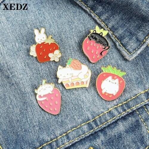 XEDZ 2021 Cute Strawberry Animal Enamel Pin Pink Cat Black Badge Kawaii Womens Jewelry Fashion Lapel Punk Clothes Brooch Gifts