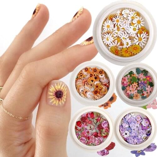 50pcs/box Nail Art Color Mixed Small Daisy Flower Rose Ultra-thin Wood Pulp Patch DIY Nail Art Jewelry Nail Art Decoration