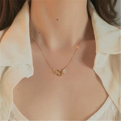 Fashion womens necklace golden wings pendant ins hot sale clavicle chain wholesale
