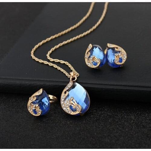 2021 New Exquisite Peacock Crystal Ring Earring Necklace Three-piece Necklace Set Bridal Accessories Female fashion Jewelry Gift