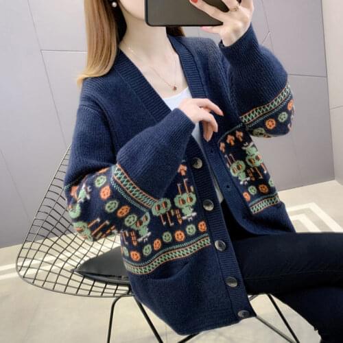 Long-sleeved V-neck jacquard knit cardigan women 2021 ladies fashion casual all-match new Korean loose-fitting sweater jacket