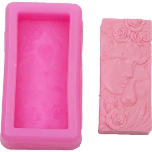 Beauty Girl and Lion Silicone Candle Mold for DIY Handmade Aromatherapy Candle Plaster Ornaments Handicrafts Soap Mold Hand Gift