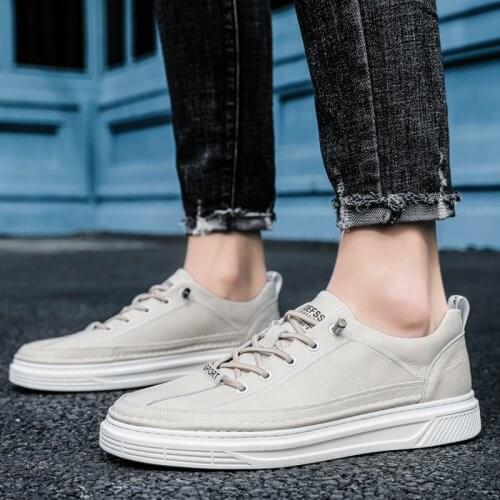 Hot Sale spring Mens Sneakers Light Casual Shoes For Men Comfortable and Breathable outdoor Men Shoes Black white 38-44