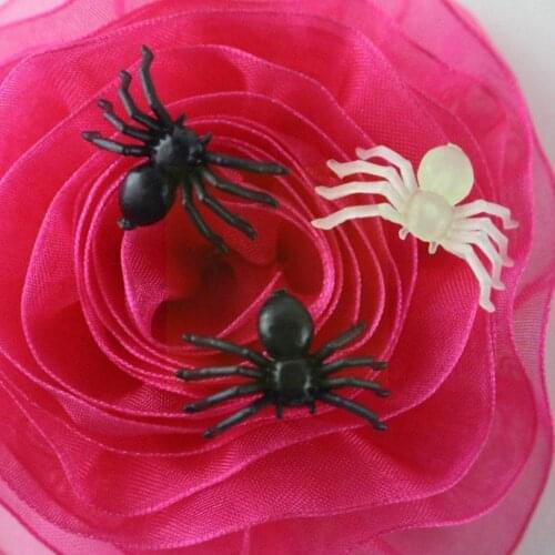 Horror Little Spider Simulation Tricky Toys Black Luminous Spider Decoration Party Halloween Bar Plastic Cotton Toy Mini J4Z8