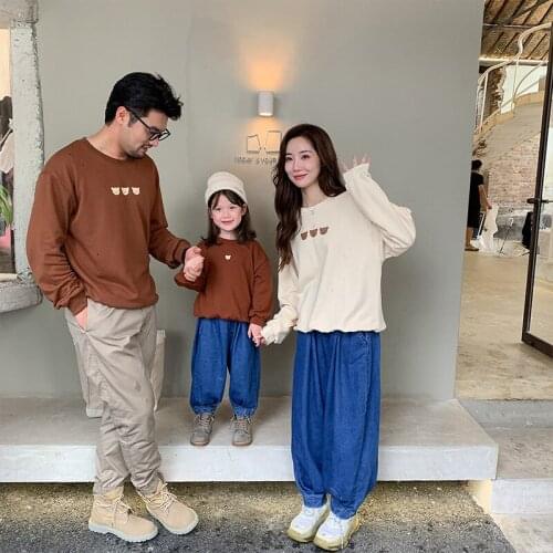Parent-child clothes spring and autumn 2021 new family of three Korean version online red small fresh mother and child clothes