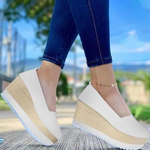 2021 New Female Flat Shoes Summer Vulcanized Shoes Solid Thick Bottom Womens Sandals Fashion Casual Woven Style Women Shoes