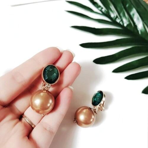 New Design Brown Pearl Fashion Green Clip Earring