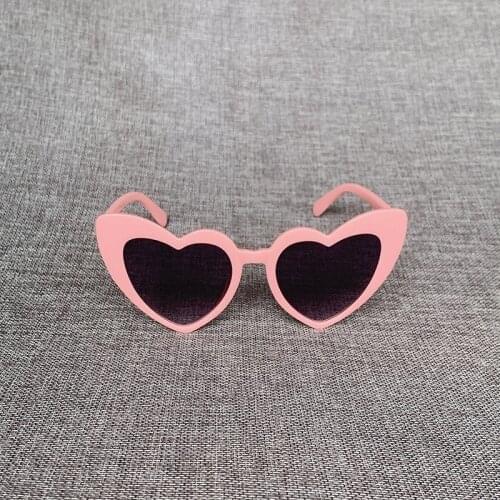High Quality Heart Style Sunglasses Women Brand Designer Love Lolita Cat Eye Sun Glasses Party Eyewear Eye Glasses Shades UV400