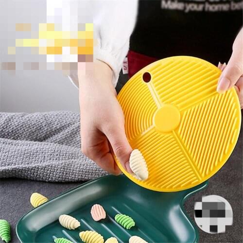 Pasta Macaroni Board Spaghetti Gnocchi Maker Rolling Pin Baby Food Supplement Molds Manual Kitchen Tools Rodillo Cocina