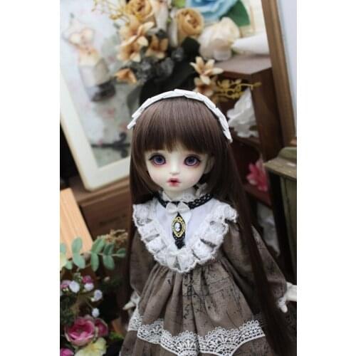BJD doll dress is suitable for 1/41/6 MSD and Blythes size fashion retro western dress skirt + simple white hair accessories