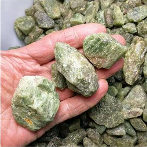 Green Apatite Rough Stone Natural Quartz Hand Made Gemstones For Healing Reiki