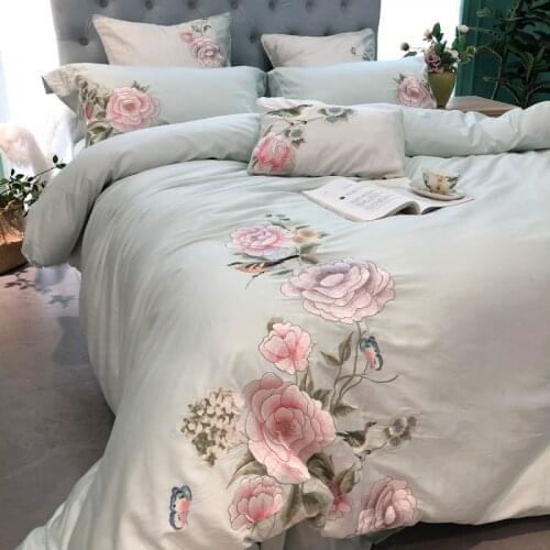 Perfect Embroidered Flower 80S Egyptian Cotton Bedding set Queen King Pastoral Duvet cover Bed sheet set Pillowcases 4pcs blue