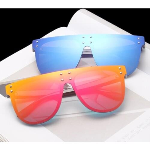 Rivets Women Sunglasses Mens Oversize Eyewear Shades Women Men Sun Glasses PC Eyeglasses Fashion Gafas Vintage Lunette Oculos