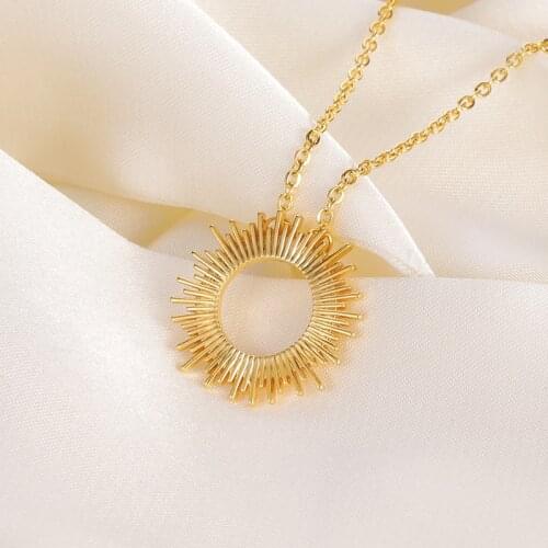 Luxury Sun Ray Pendant Necklace For Women Bohemian Jewelry Gold Stainless Steel Chain Birthday Party Gift Charm