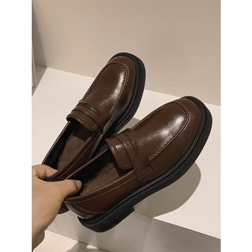 Womens leather shoes 2020 new autumn and winter retro thick heel warm casual shoes