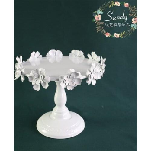 Cake Frame European Dessert Platform Of Furniture Display Rather Than For Use Foot Tray The Wedding Frame A Snack Iron Frame