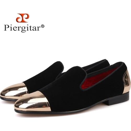 Piergitar New style front and back gold metal buckle men velvet shoes Pointed Toe Handmade men loafers wedding and party mens casual shoes plus size