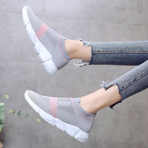 Women Ultra Light Running Shoes Breathable Knitted Socks Sneakers Summer Ladies Slip-On Walking Flats Girl Jogging Sport Shoes