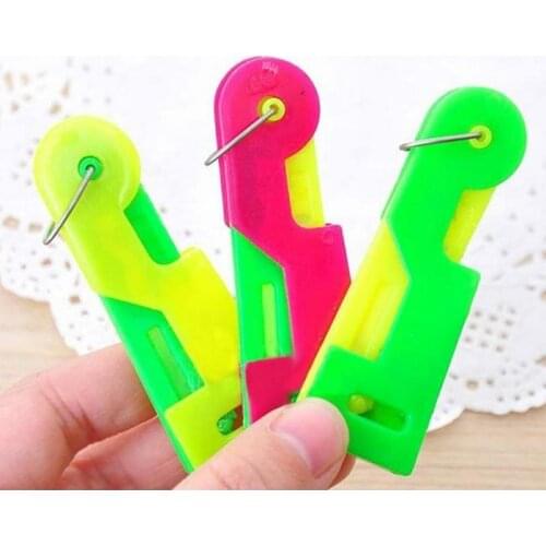 1pcs/3pcs Random Color Elderly Convenient Automatic Sewing Needle Threader Thread Guide Tool Automatic Thread Sewing Supplies