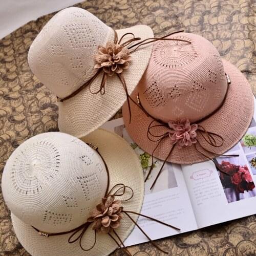 2021 Parent-child Summer New Womens Sun Hat Bucket Cap Beige Lace Bowknot Flowers Ribbon Flat Top Straw Hat Beach Caps Panama