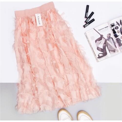 Colorfaith New 2018 Women Long Midi Skirt Spring Summer Ladies Fashion Feather Appliques Flared Skirt High Waist Female SK1812