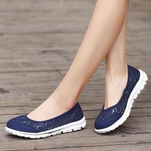 Summer Female Loafers Casual Shoes Woman Cut-outs Ultra Light Womens Flats Breathable Slip On Women Sneakers Size 35-42 XKD1135