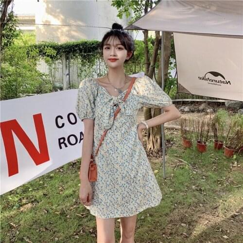 Dress Lace V-neck Short-sleeved Floral Dress Female Summer New Style Skirt Korean High-waist Short Skirt