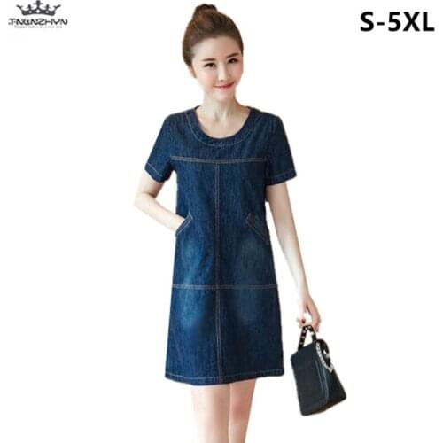 Tnlnzhyn 2019 New Summer Women Denim Dresses Casual O-neck Short Sleeve Jeans Denim Dresses Loose Plus Size Dress S-5XL Y1072
