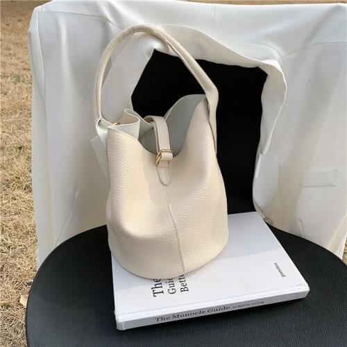 High-quality, Simple, High-capacity Handbags 2021 New Handbags Korean Fashion Trendy Ladies One-shoulder Messenger Bucket Bag
