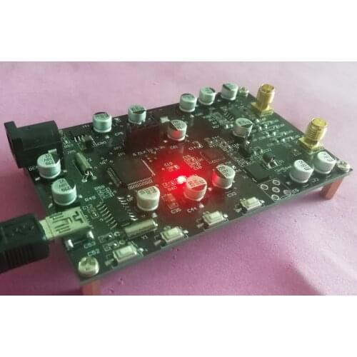 AD9102 evaluation module any signal source 14-bit 180Mhz digital-to-analog conversion/waveform generator