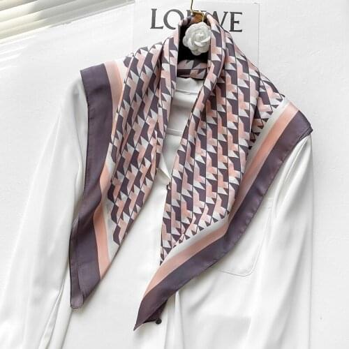 2021 Headscarf Women Luxury Design Brand Kerchief Neck Silk Scarf 70cm Square Hair Bands Bag Bandana for Ladies Handkerchief