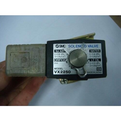 [SA] Positive! Goods in stock SMC solenoid valve with VX2250 water used spot 1 Physical --2PCS/LOT