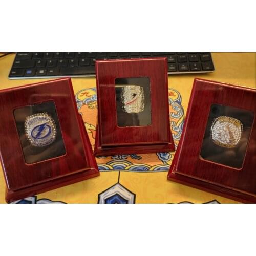 Holding One Ring Wooden Case Basketball Championship Ring Display Box