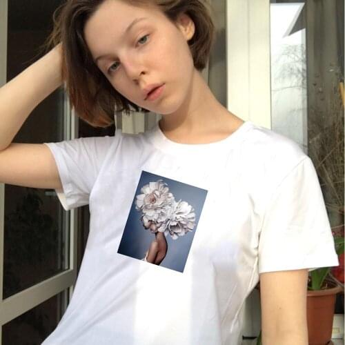 Harajuku Aesthetics Tshirt Sexy Flowers Feather Print Short Sleeve Tops & Tees Women Fashion Tumblr Grunge T Shirt Outfits