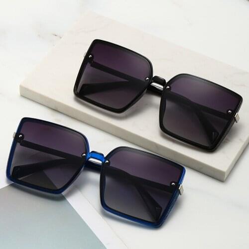 New women trend retro big frame square sunglasses unisex fashion rice nail sunglasses driving street shooting catwalk glasses