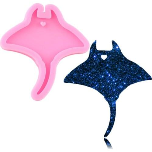 Shiny Glossy Halloween Bat Silicone Mold Epoxy Resin Craft Keychain Molds Handmade Polymer Clay Jewelry Making Necklace Mould